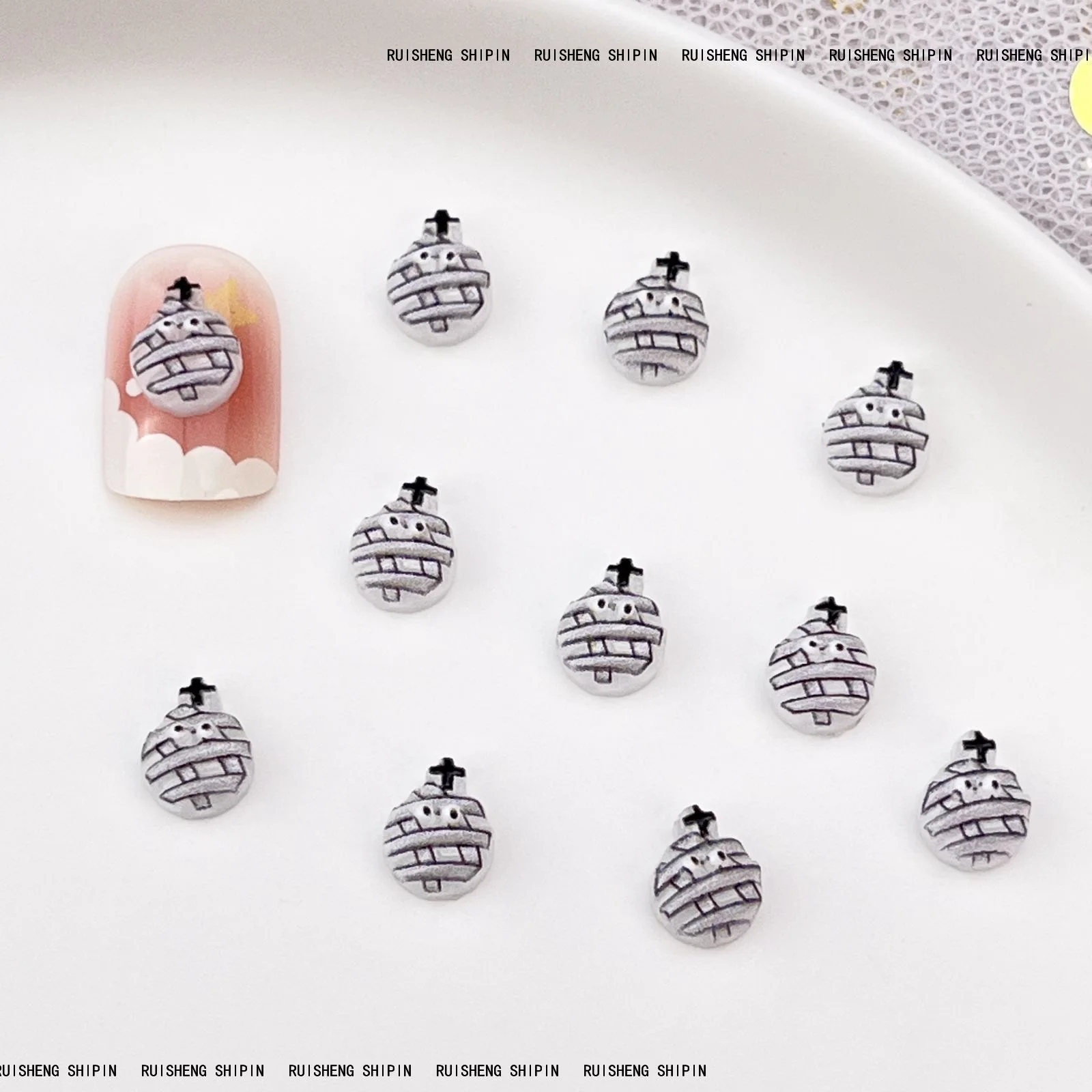 50pcs Resin Mini Colorful Hall - Art Craft Hat review and price